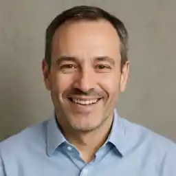 Illustrated profile image representing Liam Carter, a fictional New Zealand player from Christchurch who enjoys casual real-money pokies responsibly at Spinbit Casino NZ.